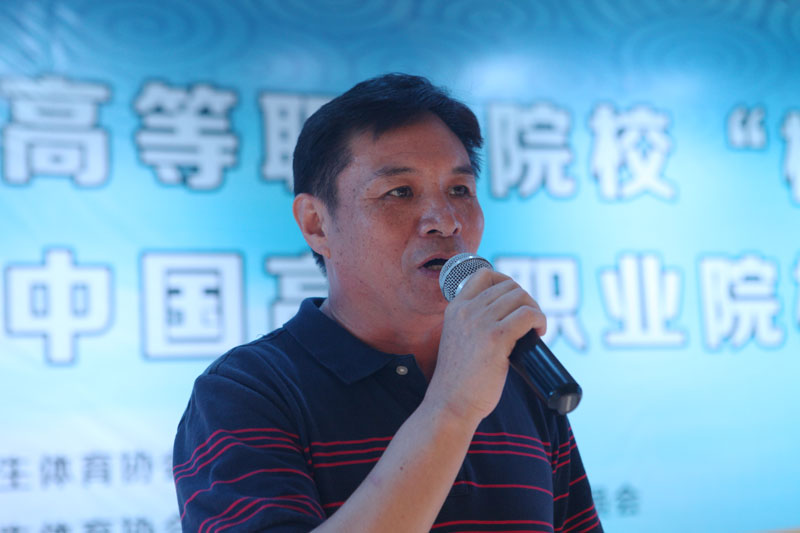 张燕军宣布第七届中国高等职业院校“校长杯”乒乓球比赛闭幕.JPG 张燕军宣布第七届中国高等职业院校“校长杯”乒乓球比赛闭幕.JPG