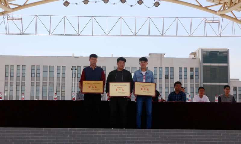 高新 团体操前三名.jpg