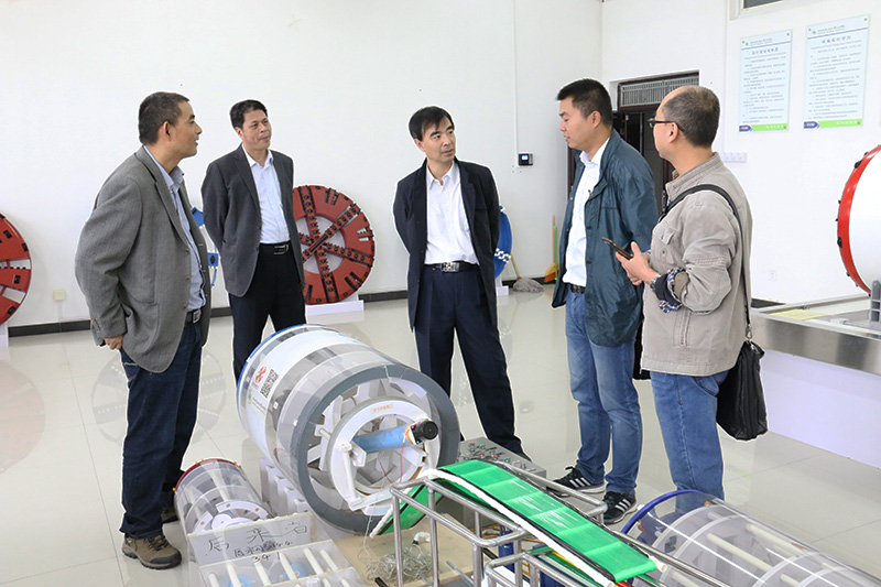 IMG_2446.jpg IMG_2446.jpg