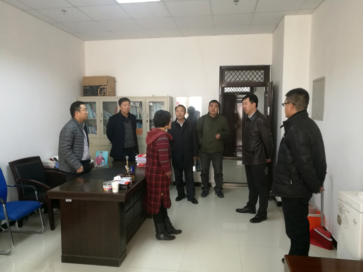 图2:王津院长等院领导在高新校区调研工作.jpg 图2:王津院长等院领导在高新校区调研工作.jpg