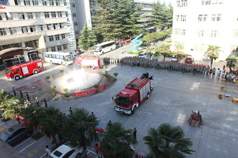 演练现场_meitu_3.jpg 演练现场_meitu_3.jpg