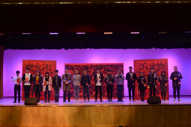 获奖.jpg 获奖.jpg