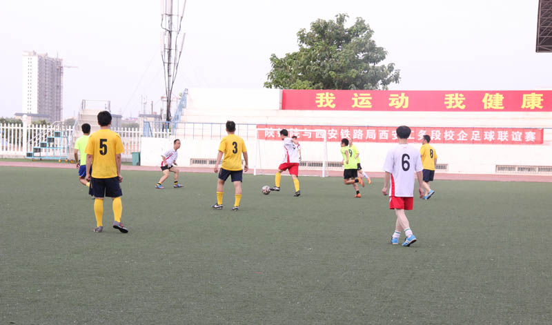 双方激战中.jpg 双方激战中.jpg