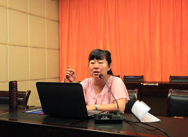 教师.jpg 教师.jpg