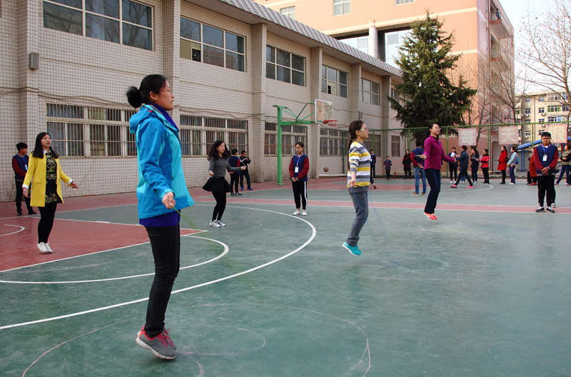 1 一分钟跳绳赛.jpg